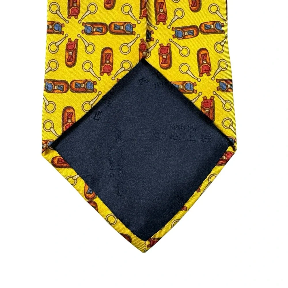 Etro Milano Gold Pure Silk Horsebit Equestrian Tie 3.75 Inch Width